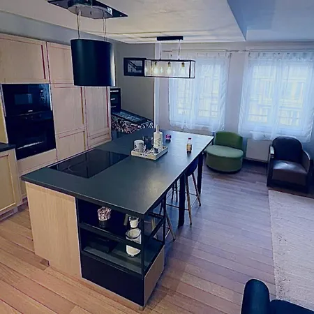 L'interlude, Confort Et Equipe Pour Escale Entre Terre Et *