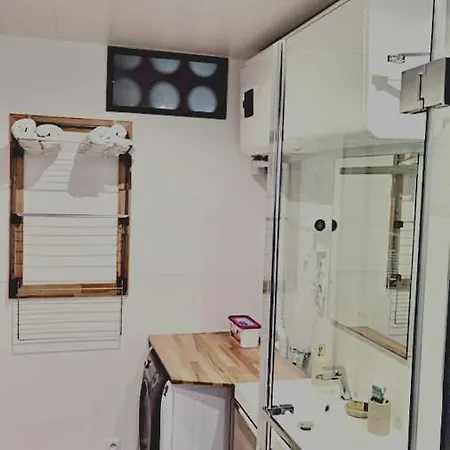 L'interlude, Confort Et Equipe Pour Escale Entre Terre Et * Calais